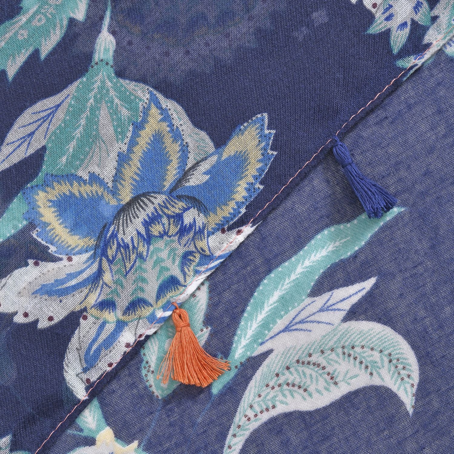 Marineblau