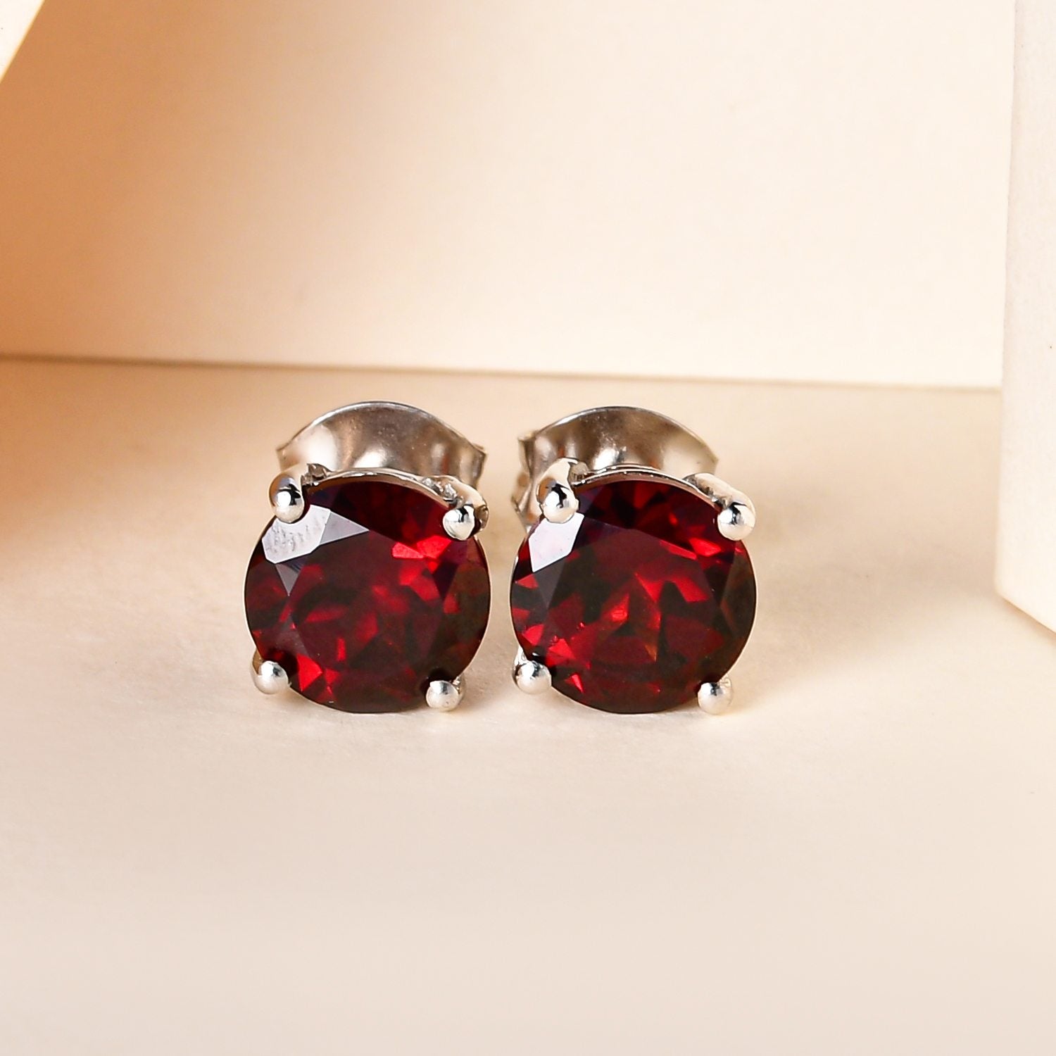 Rote Granat Ohrringe, 925 Silber platiniert ca. 3,30 ct