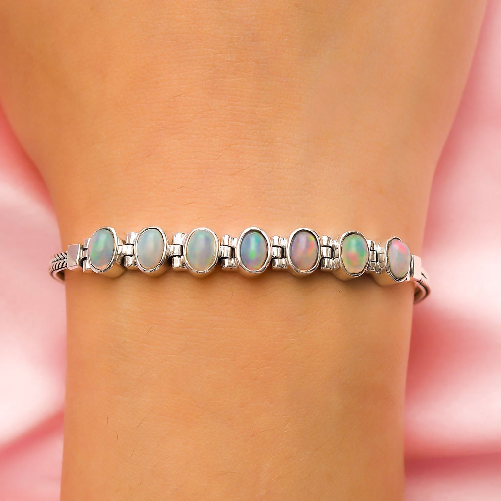 Natürliches, äthiopisches Welo Opal Armband, ca. 19 cm, 925 Silber ca. 2.73 ct