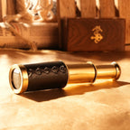 Handgefertigtes, voll funktionsfähiges Teleskop mit Ledergriff und hölzerner Geschenk-Box, 15.2x3cm, Gold