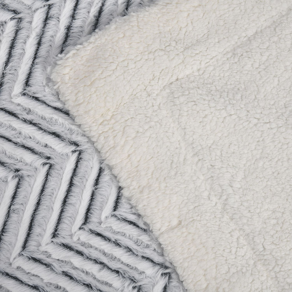Doppelschichtige Kunstfell Sherpadecke, 150x200cm weiß