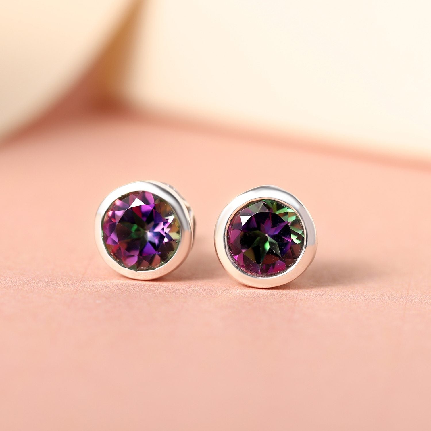 Nordlicht Mystik Topas Ohrstecker, 925 Silber platiniert ca. 2,03 ct