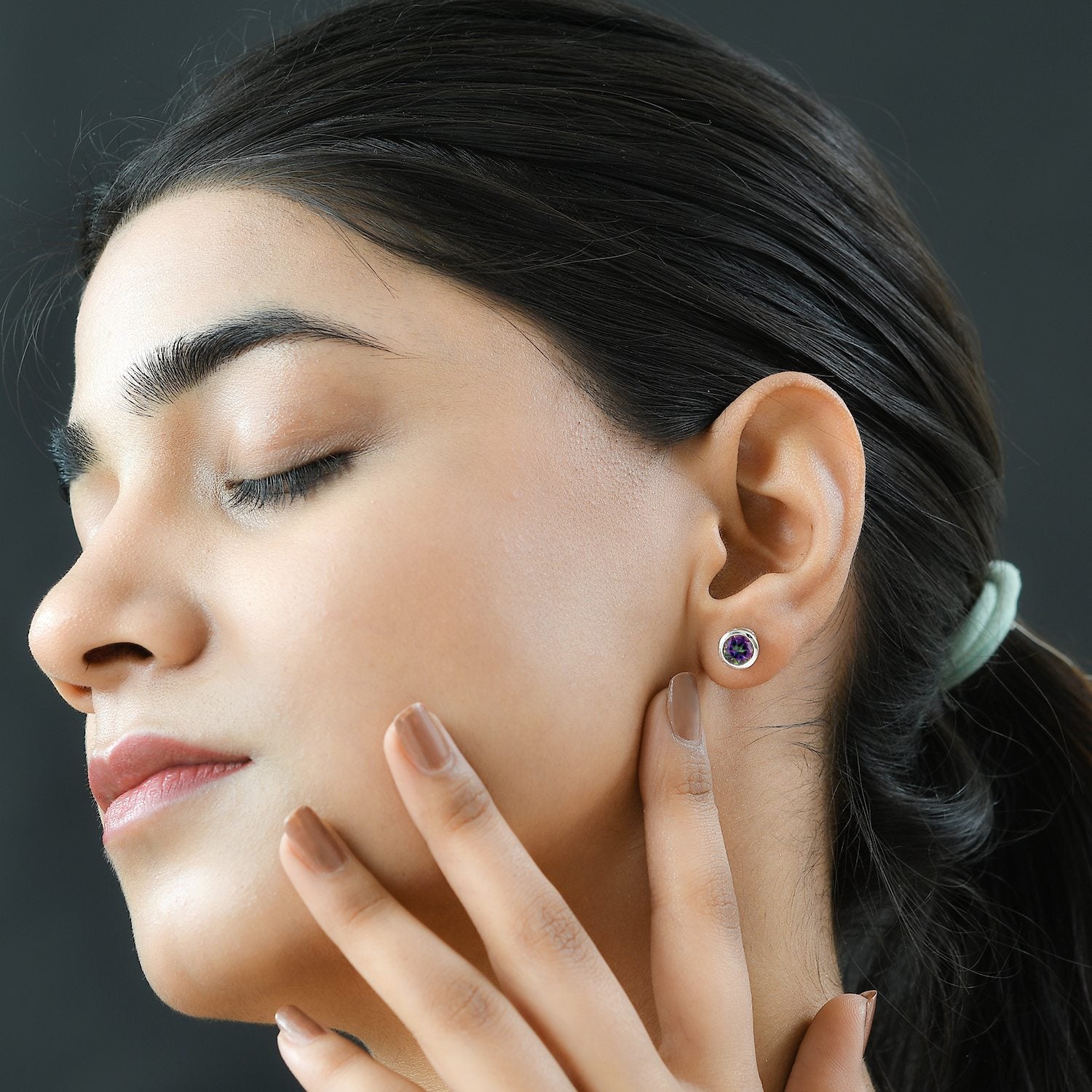 Nordlicht Mystik Topas Ohrstecker, 925 Silber platiniert ca. 2,03 ct