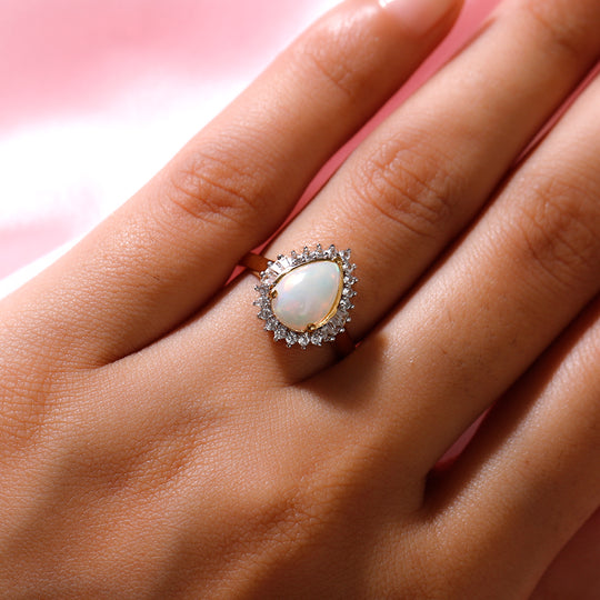 Natürlicher, äthiopischer Opal und Zirkon Halo-Ring, 925 Silber Gelbgold Vermeil (Größe 20.00) ca. 1.68 ct