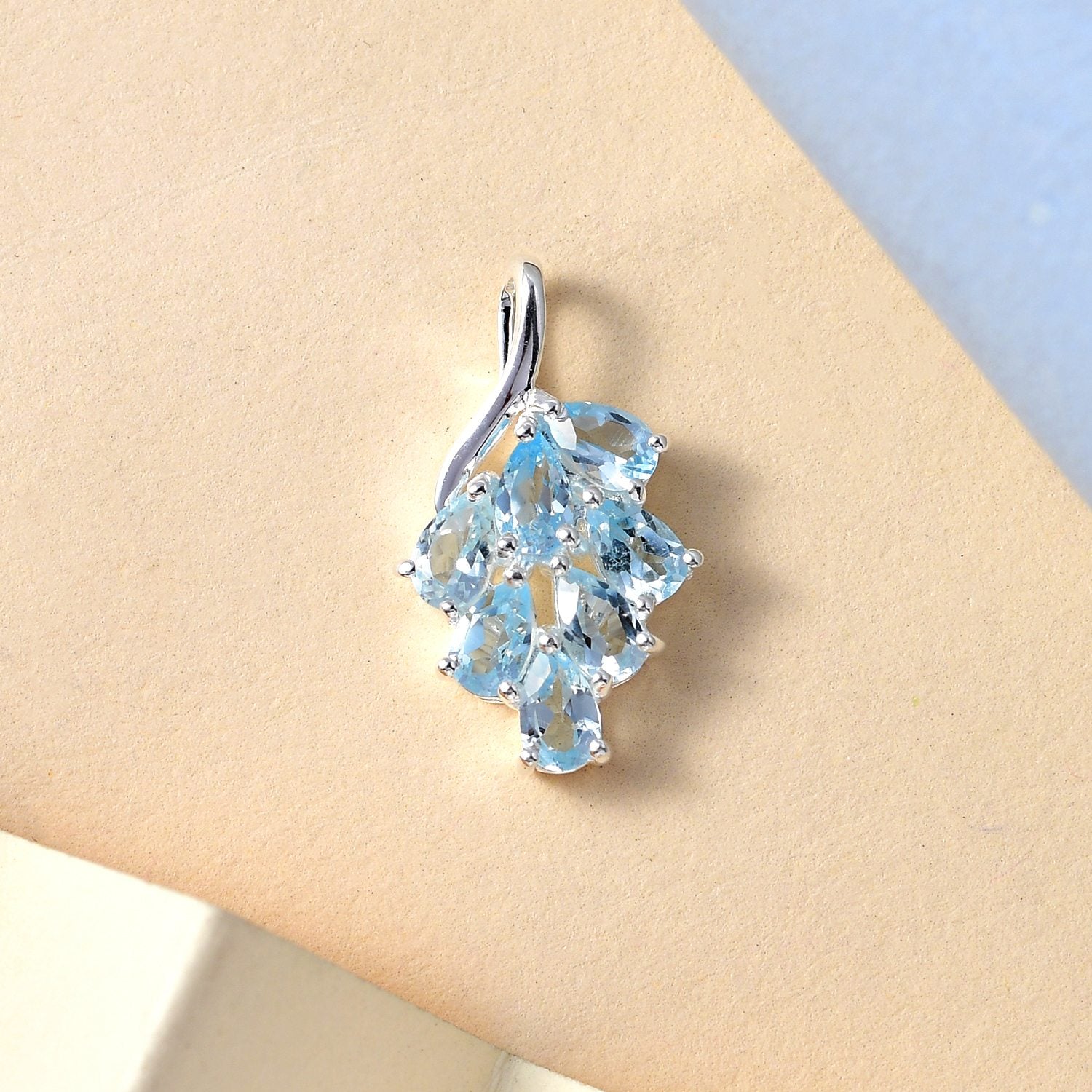 Himmelblauer Topas-Anhänger, 925 Silber ca. 1,80 ct