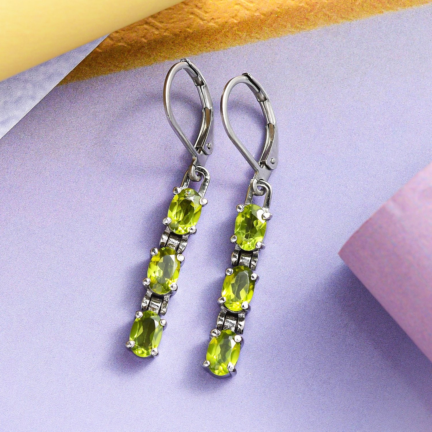 Peridot Ohrringe, Edelstahl ca. 2,80 ct