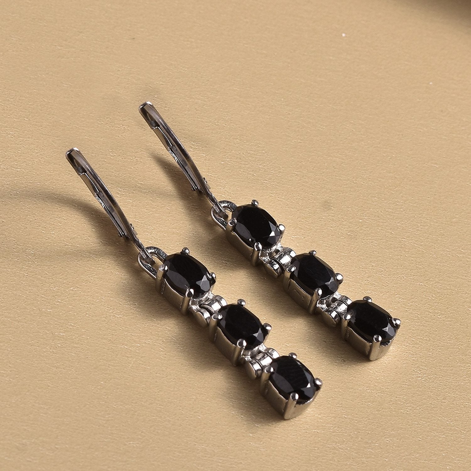 Schwarze Spinell Ohrringe, Edelstahl ca. 3,97 ct