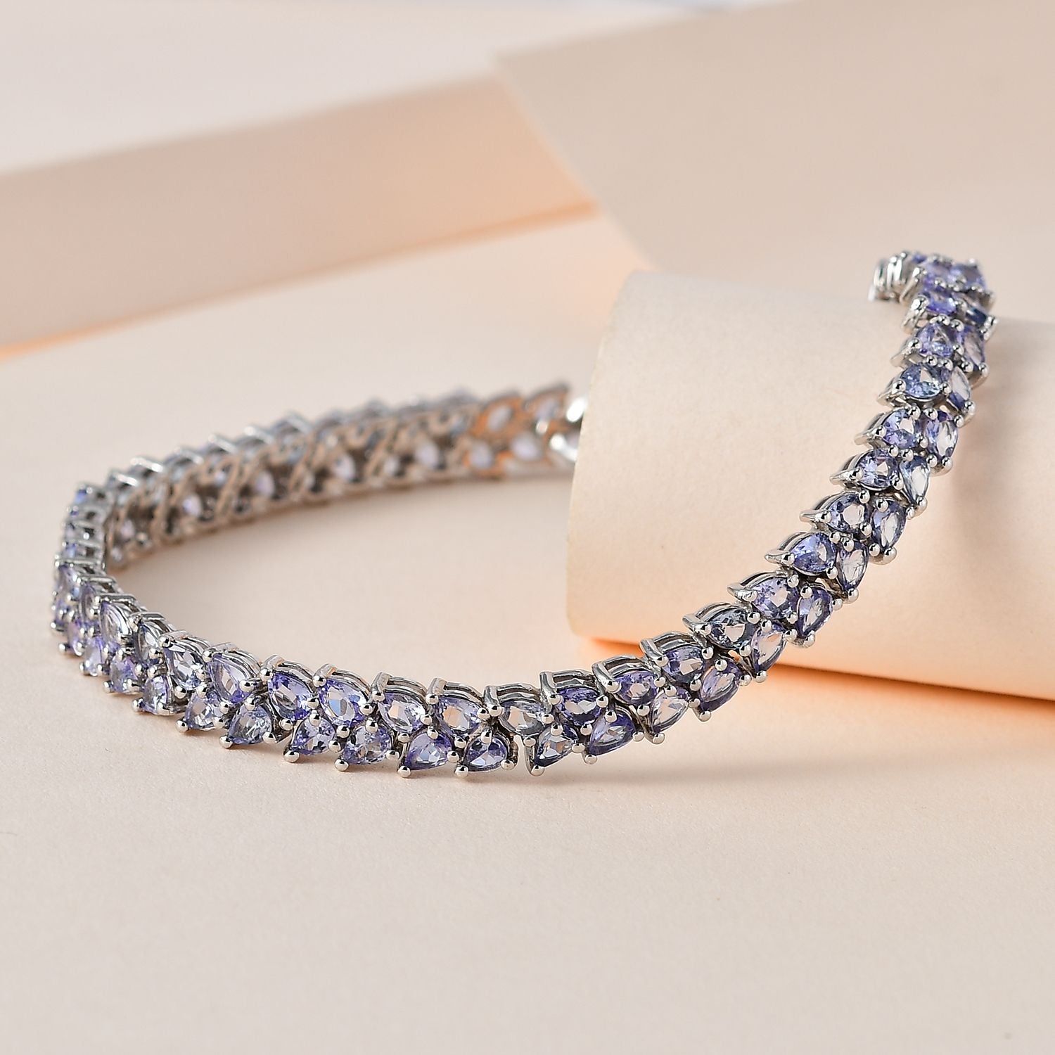 Tansanit Armband, ca. 19 cm, 925 Silber platiniert ca. 11.97 ct