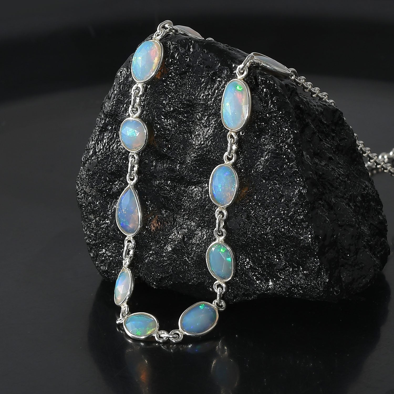 Natürliche, äthiopische Welo Opal Halskette, ca. 45 cm, 925 Silber ca. 3.34 ct