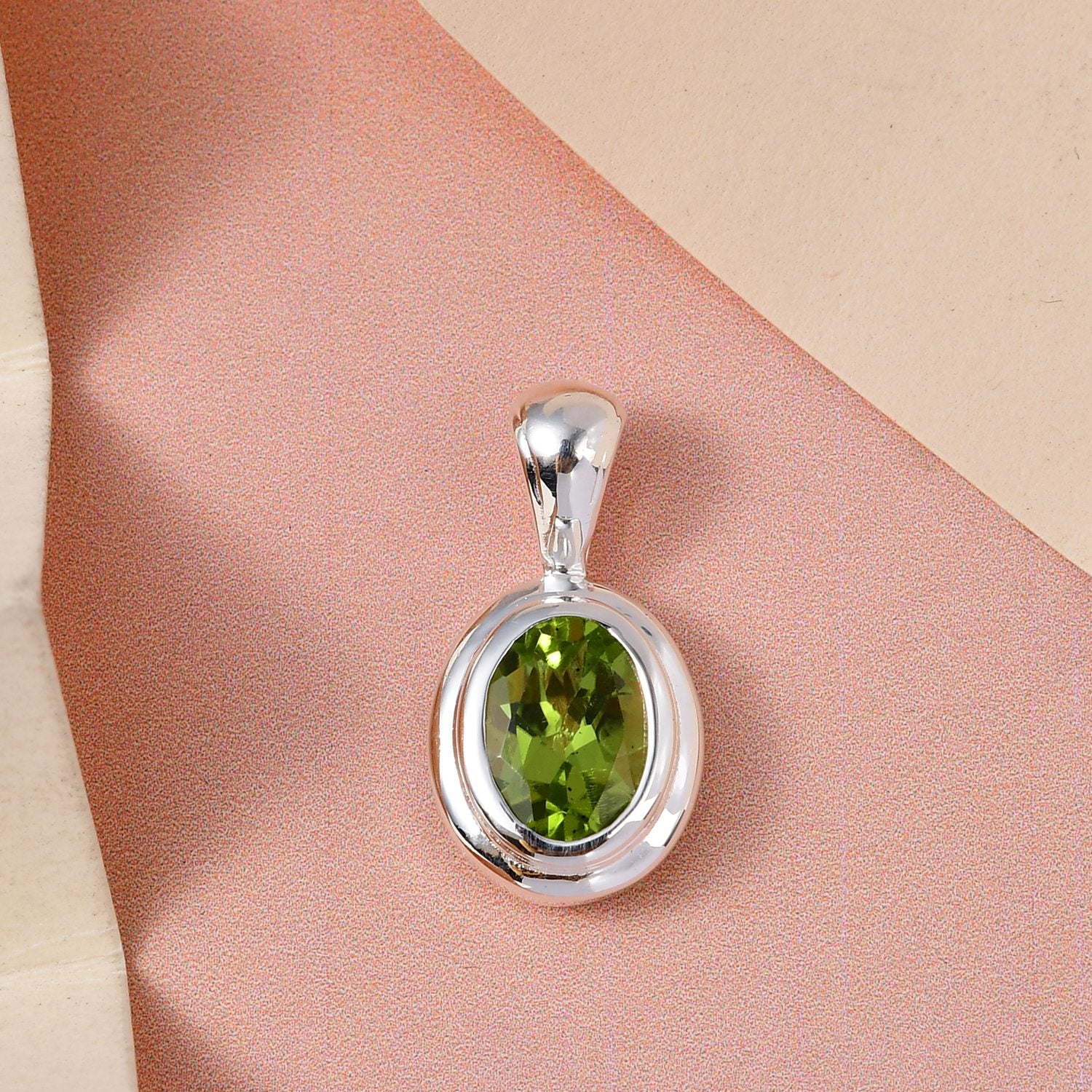 Natürlicher Peridot Anhänger, 925 Silber ca. 1.21 ct