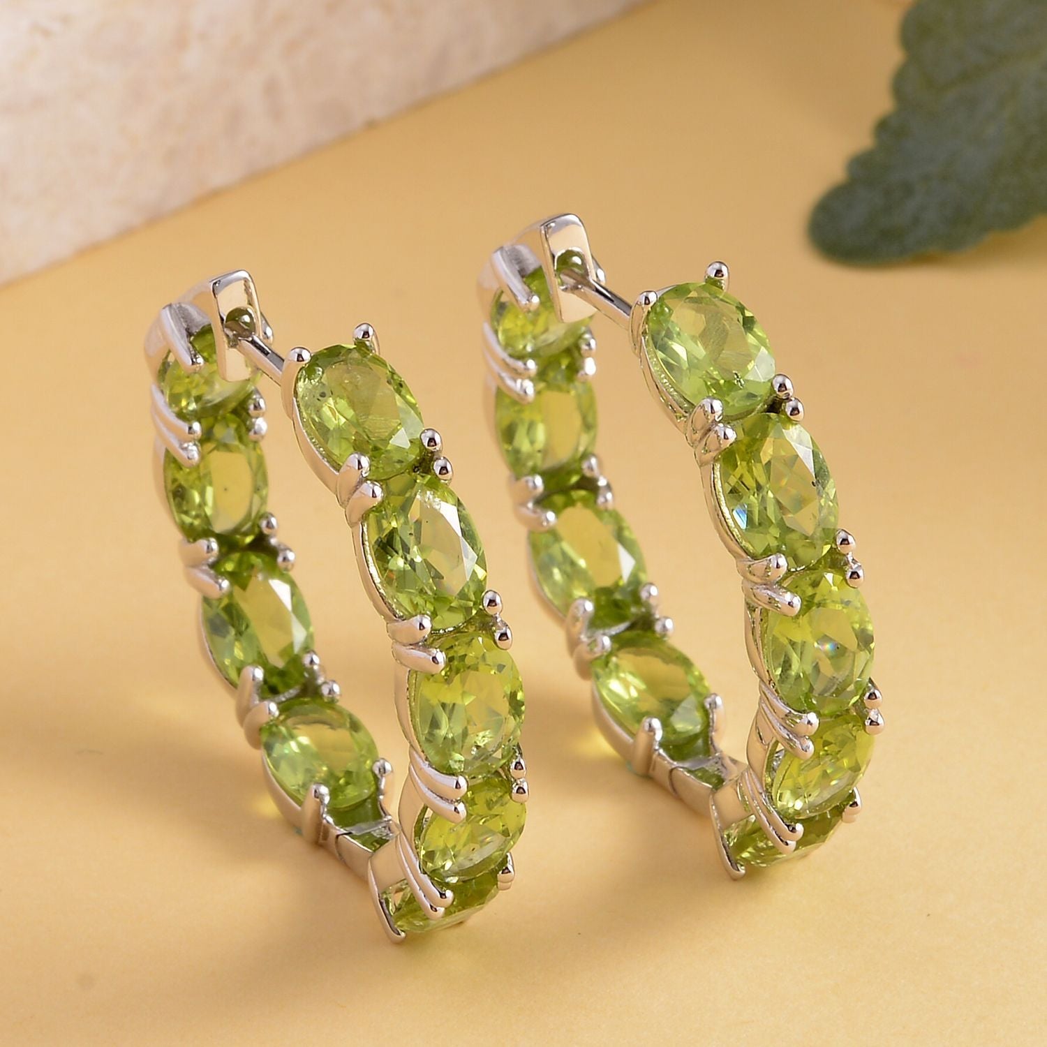Natürliche Peridot-Creolen, 925 Silber rhodiniert ca. 15.22 ct