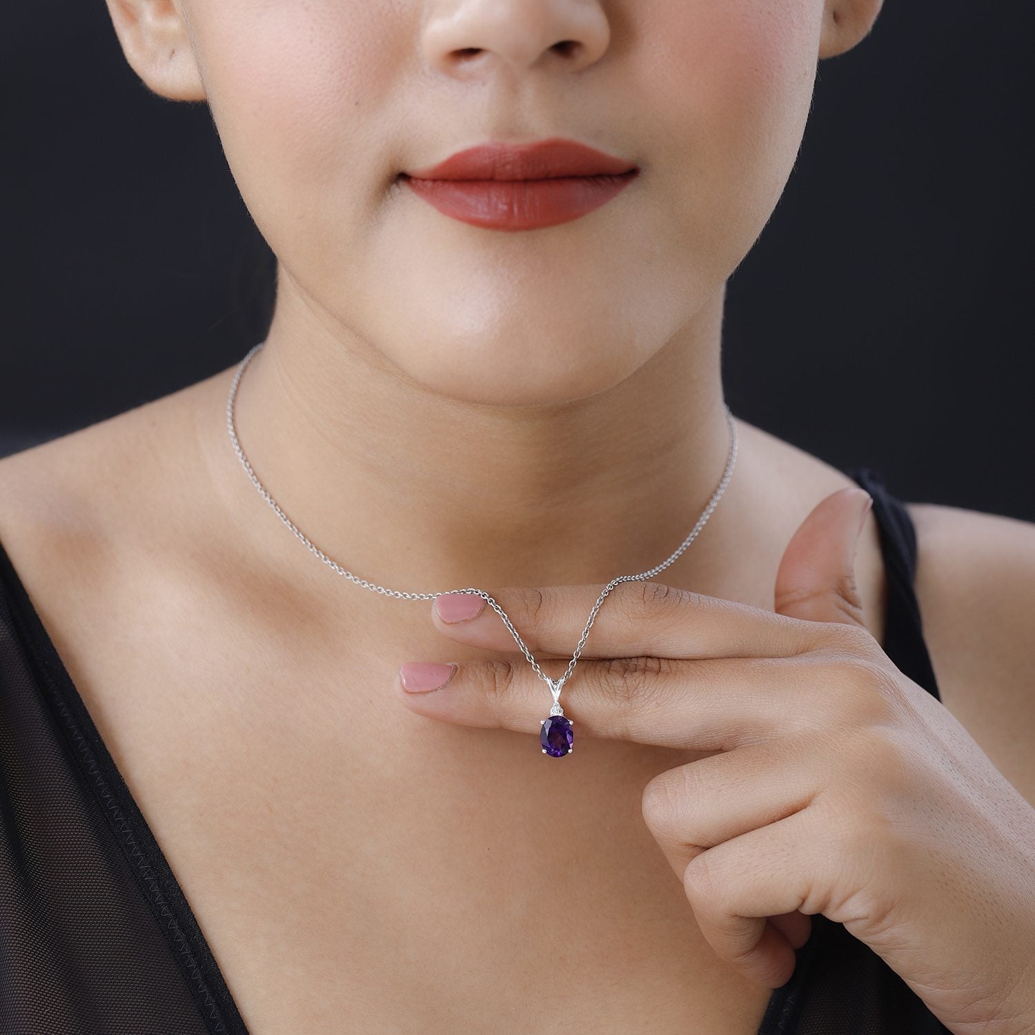 Afrikanischer Amethyst, weißer Zirkon Anhänger, 925 Silber, ca. 1.69 ct