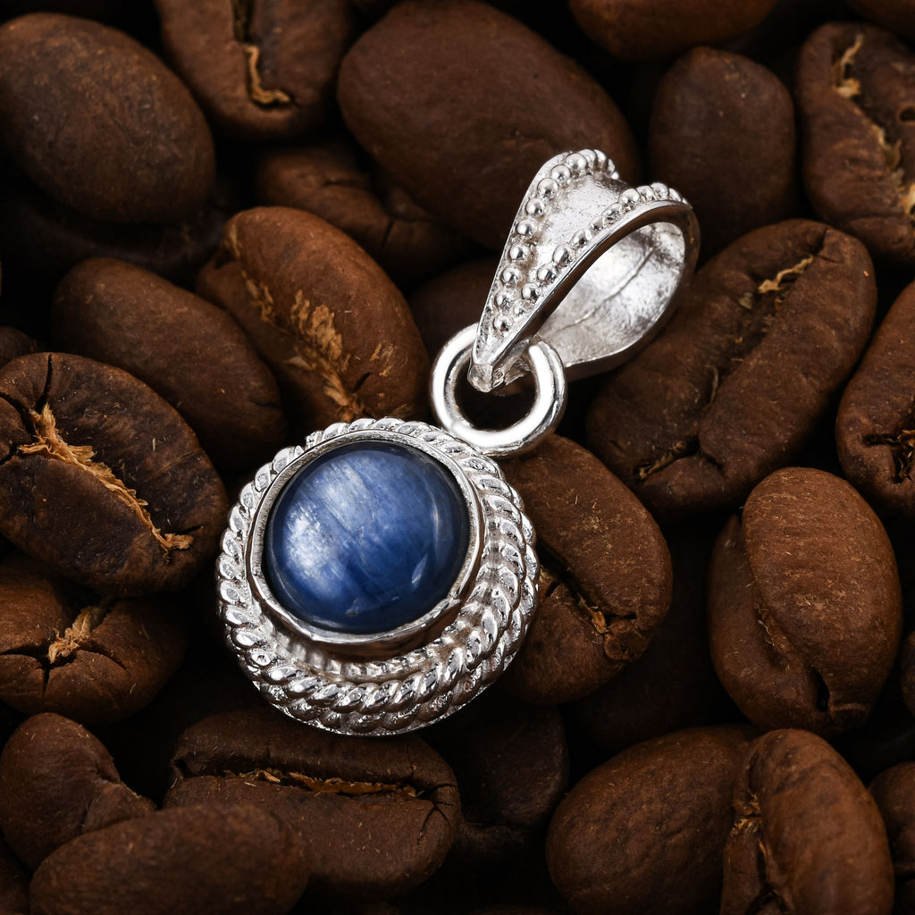 Royal Bali Kollektion - Kyanit Anhänger, 925 Silber ca. 4,60 ct
