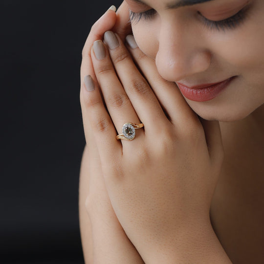 Natürlicher Jenipapo Andalusit und weißer Zirkon Ring, 925 Silber vergoldet (Größe 21.00) ca. 0.98 ct