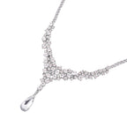 Klassische charmante weiße Kristall Collier, ca. 50 cm
