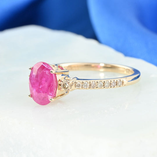 LUXORO AAA Natürlicher Mosambik-Rubin, Weißer Diamant AGI zertifiziert Ring 585 Gold (Größe 17.00) (10-15 Werktage Lieferzeit) ca. 1.60 ct