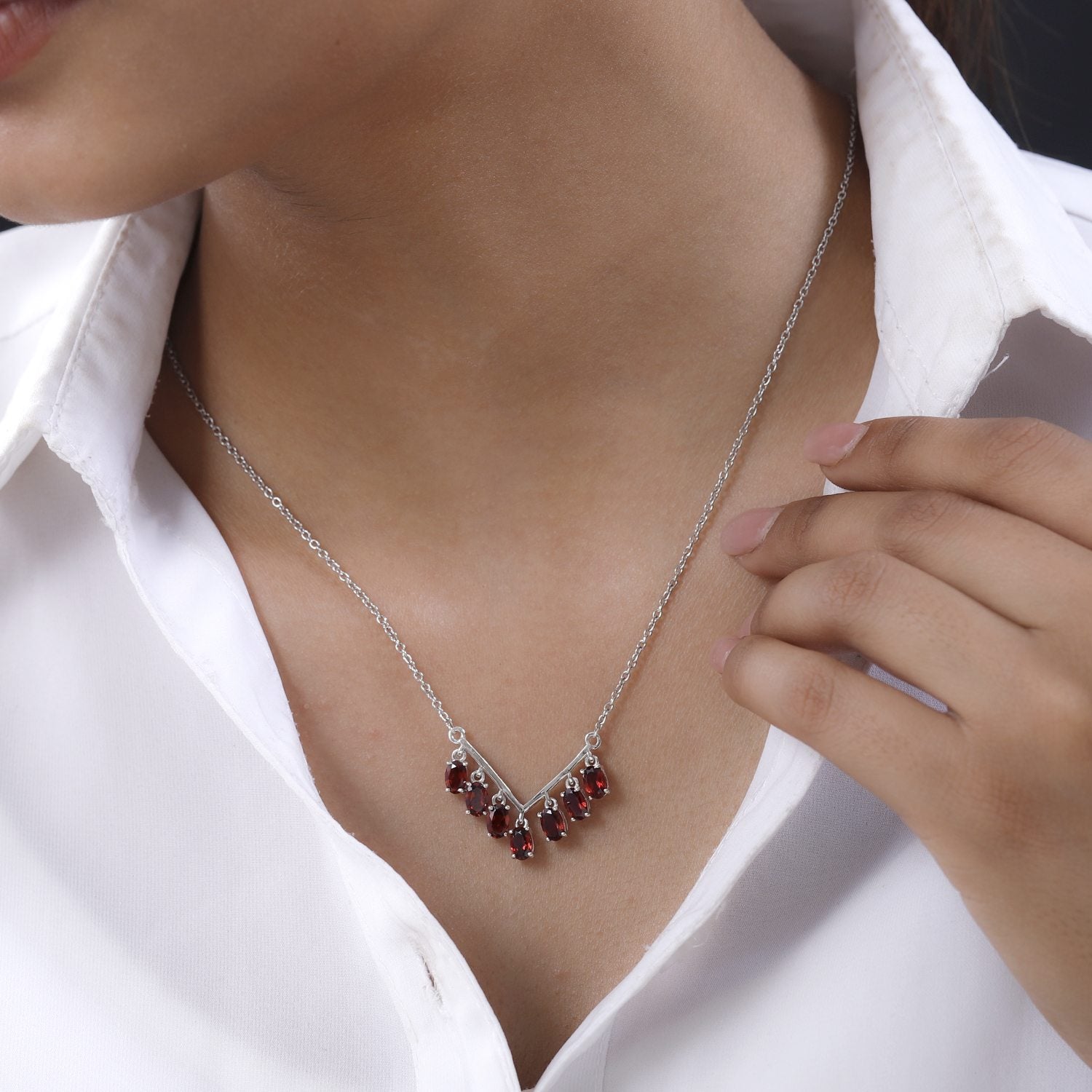 Rotes Granat Collier, ca. 50 cm, 925 Silber mit Edelstahl kette ca. 4.21 ct