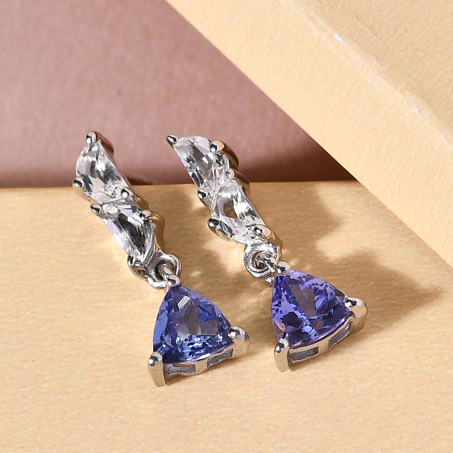 Tansanit und Weißer Topas Ohrringe 925 Silber platiniert ca. 1,16 ct