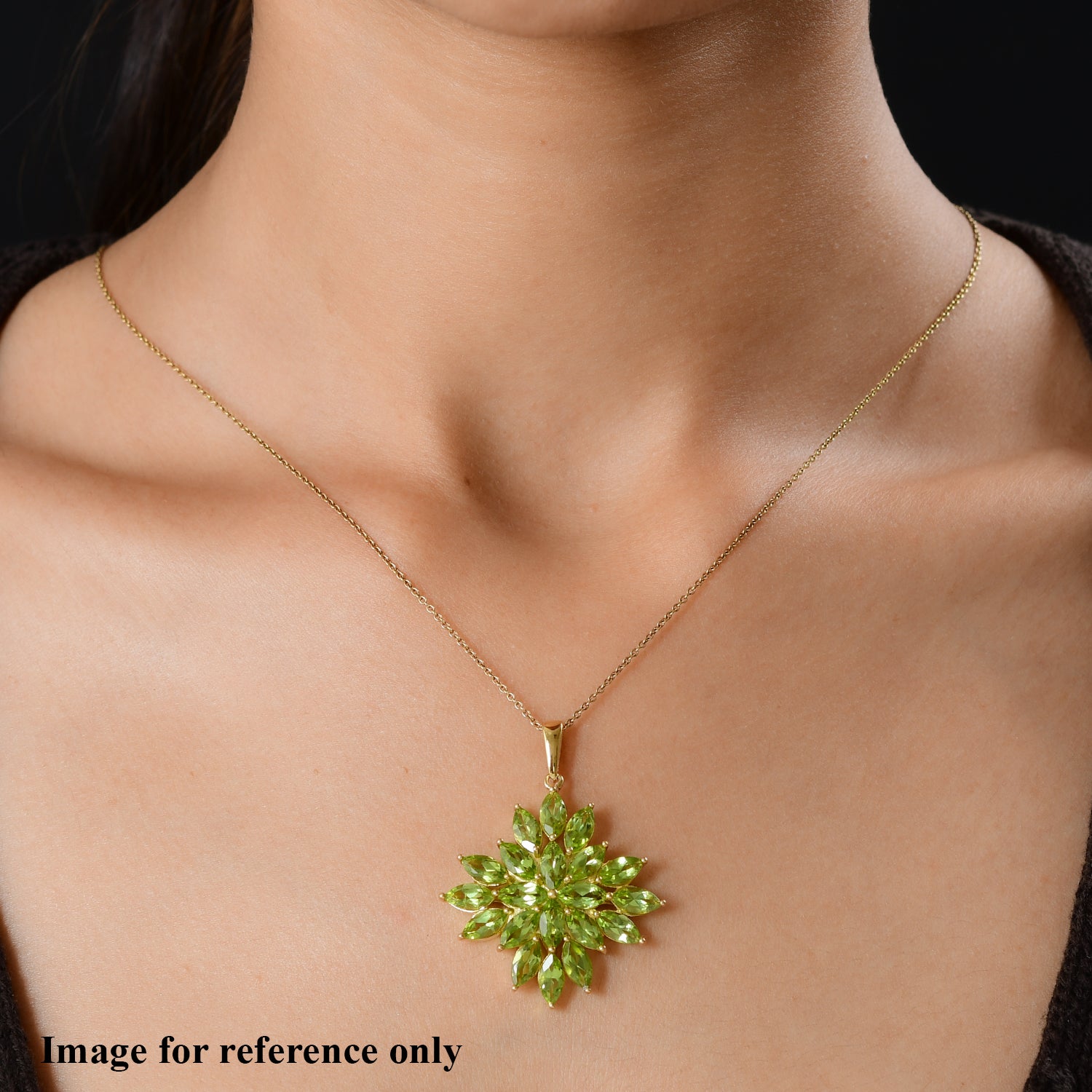 Natürlicher Peridot-Anhänger, Navetteschliff, 925 Silber vergoldet ca. 11,78 ct