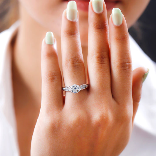 Moissanit Ring mit Schild Schliff, 925 Silber rhodiniert (Größe 20.00) ca. 1.92 ct
