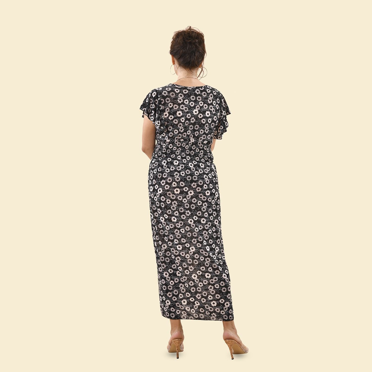 Maxikleid mit gesmokter Taille und Flatterärmeln, One Size, Schwarz