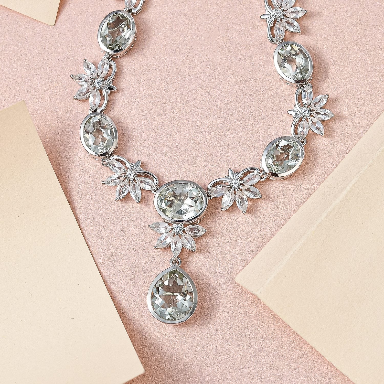 Prasiolith Collier, ca. 45 cm, 925 Silber platiniert ca. 24,57 ct