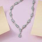 Espirito Santo Aquamarin und Weißer Zirkon Collier, ca. 45 cm 925 Silber platiniert ca. 4.90 ct