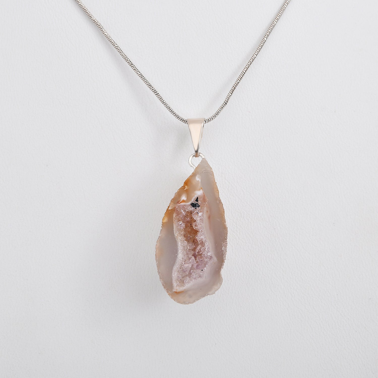 Drusy Quarz Anhänger, silberfarben ca. 30.00 ct