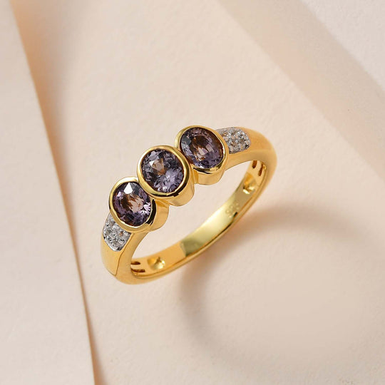 AA Natürlicher Tansanischer Lavendel-Spinell, Weißer Zirkon Ring, 925 Silber Gelbgold Vermeil, (Größe 17.00) ca. 1.38 ct
