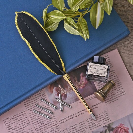 Vintage-Federstift Geschenkbox, Gold und Schwarz