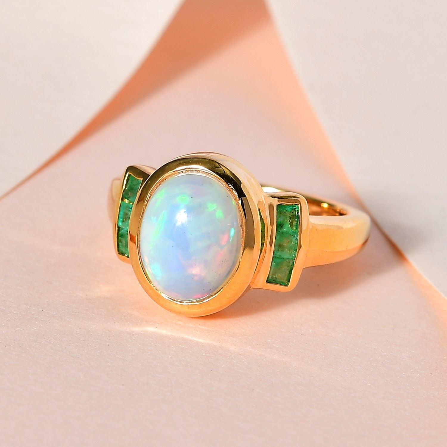 Natürlicher, äthiopischer Welo Opal, Kagem Sambischer Smaragd Ring, 925 Silber Gelbgold Vermeil (Größe 21.00) ca. 2.05 ct
