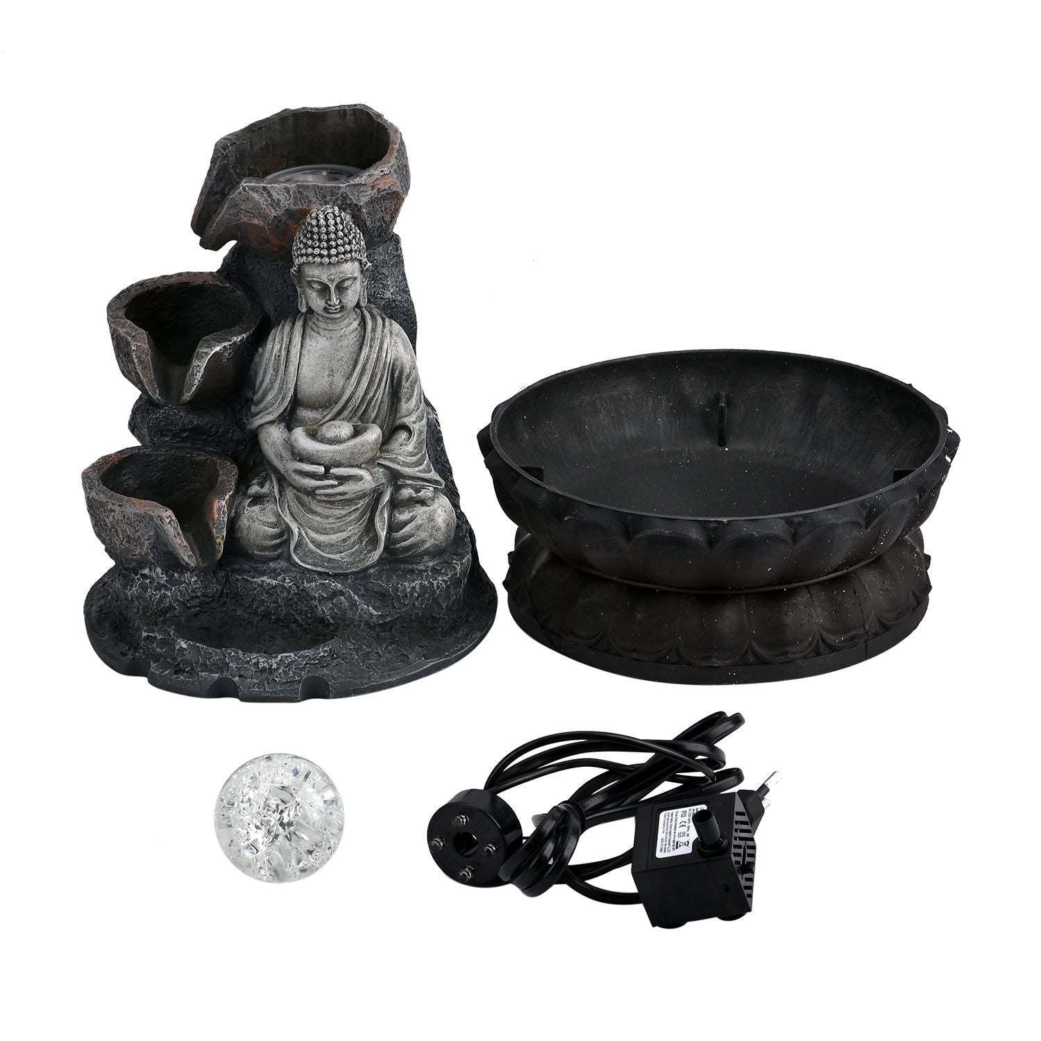 Buddha mit Glaskugel und Licht