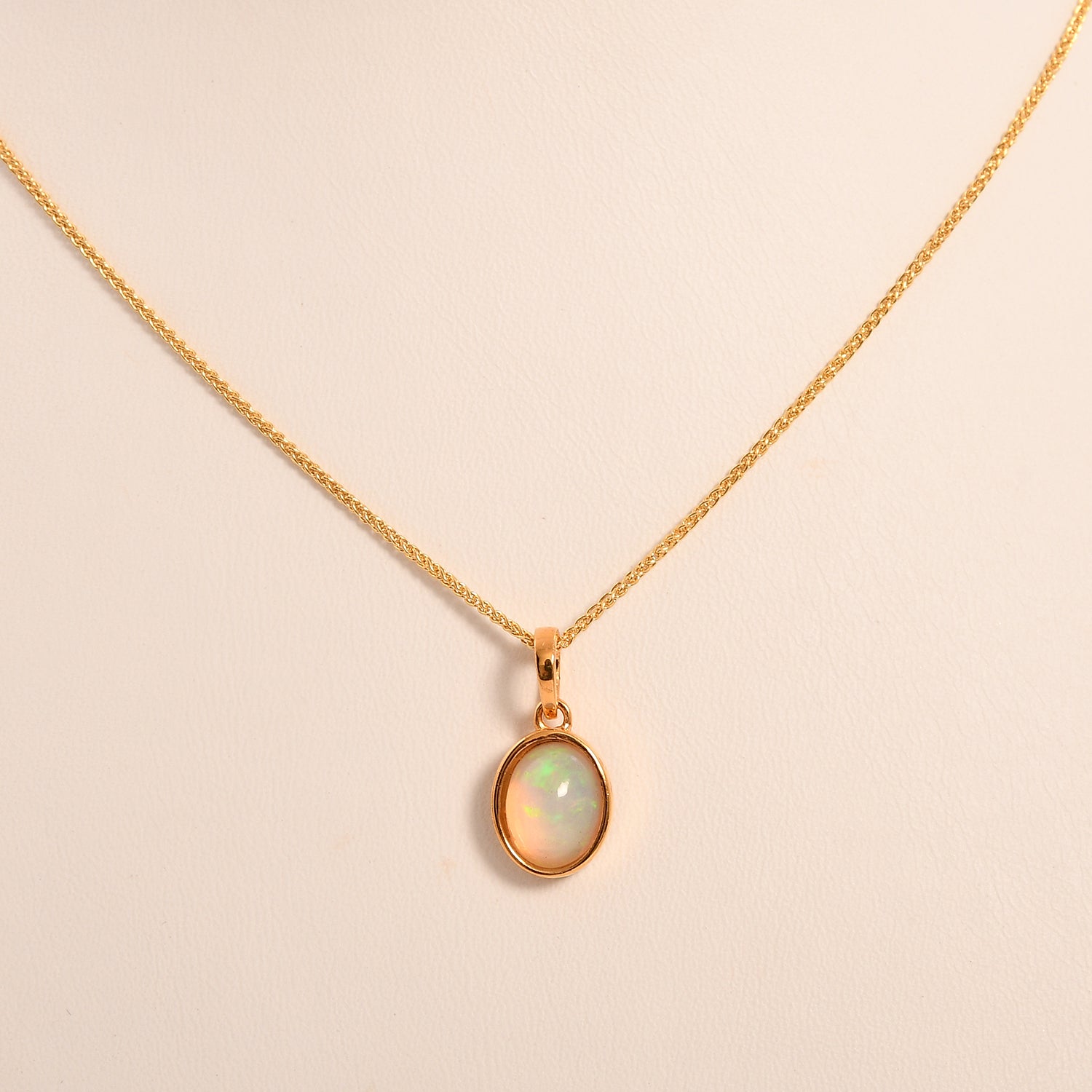 AA Natürlicher, äthiopischer Welo Opal Anhänger, 925 Silber vergoldet, ca. 1.21 ct