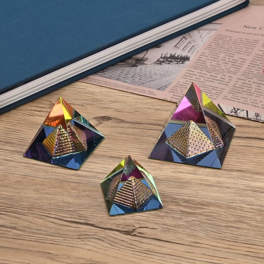 3er Set - Ägyptischer Kristallglass Figuren in 3D, Sphinx, Nefertiti, Pharaos