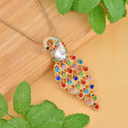 Kristall-Halskette mit Mehrfarbigem Pfau-Motiv aus Glas, ca. 70 cm, in Goldfarben
