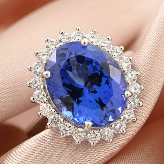 Rhapsody AAAA Tansanit, Weißer Diamant VS/EF Ring, AGI zertifiziert und geprüft,  950 Platin (Größe 20.00) ca. 5.75 ct