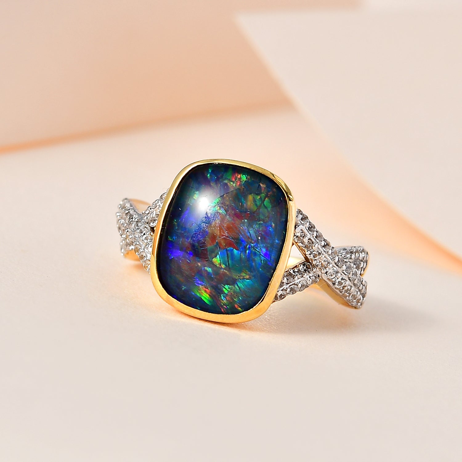 Boulder Opal Triplette, Weißer Zirkon Ring, 925 Silber Gelbgold Vermeil, (Größe 21.00) ca. 3.96 ct
