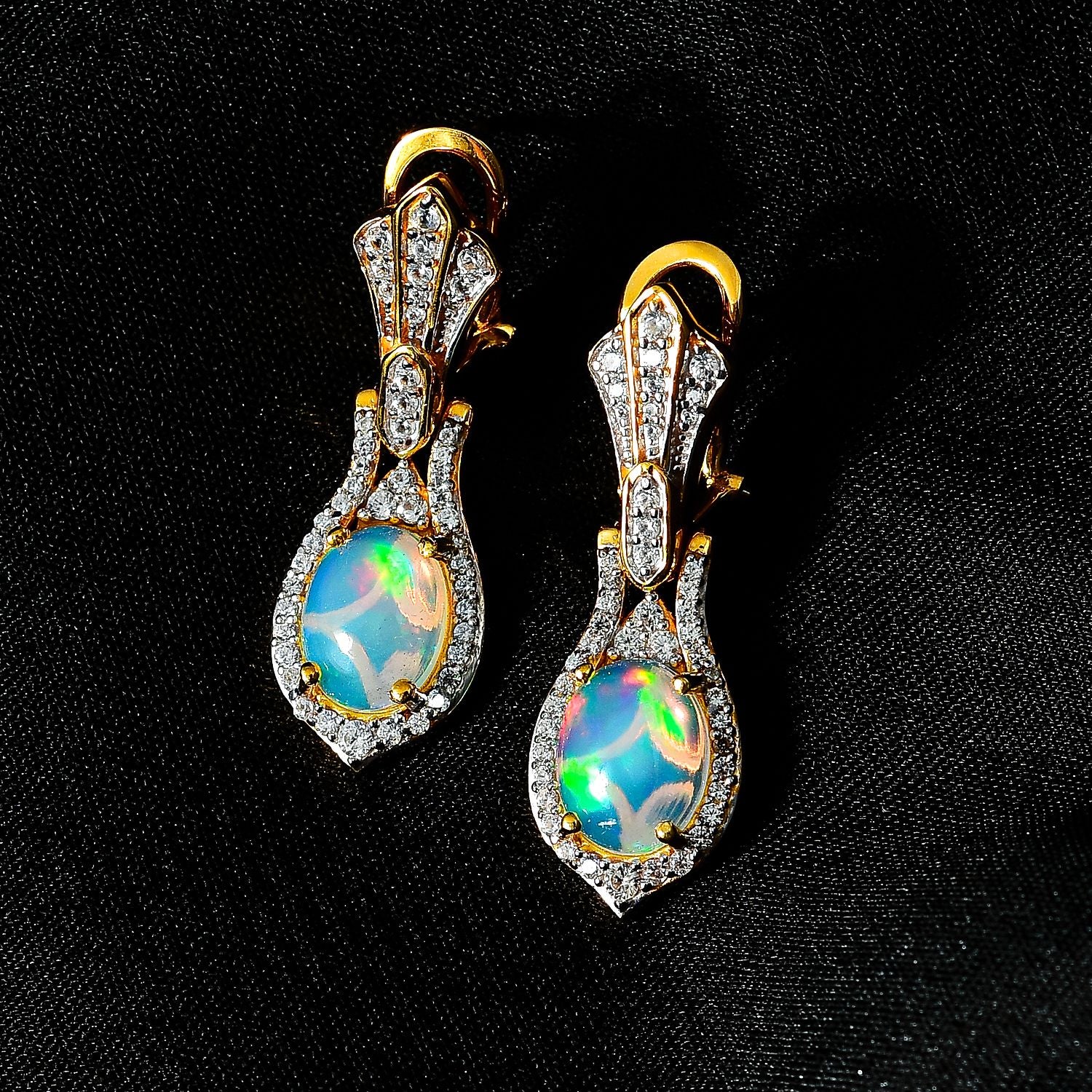 AA Natürlicher, äthiopischer Welo Opal, Weißer Zirkon Ohrringe, 925 Silber Gelbgold Vermeil, ca. 3.51 ct