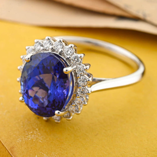 Rhapsody AAAA Tansanit, Weißer Diamant AGI zertifiziert Ring 950 Platin (Größe 20.00) ca. 4.50 ct