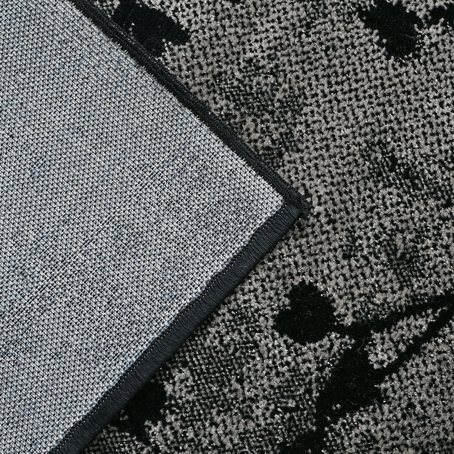 Braun schwarz