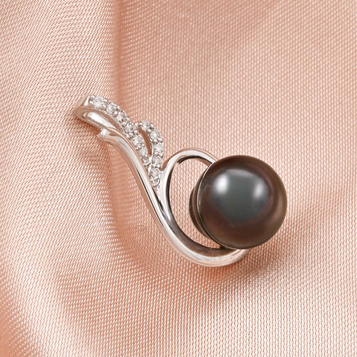 ILIANA zertifizierter und geprüfter AAA Tahiti 8,5-9mm Perle und SI Diamant Anhänger in 750 Weißgold