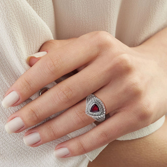 Afrikanischer Rubin (Fissure gefüllt) Ring 925 Silber (Größe 18.00) ca. 2,69 ct