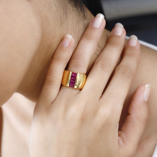 Rubin Zirkonia Ring, Goldfarben (Größe 18.00)