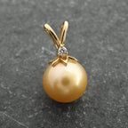 AAA Goldene Südsee Perle, Weißer Diamant Anhänger 750 Gold Standard