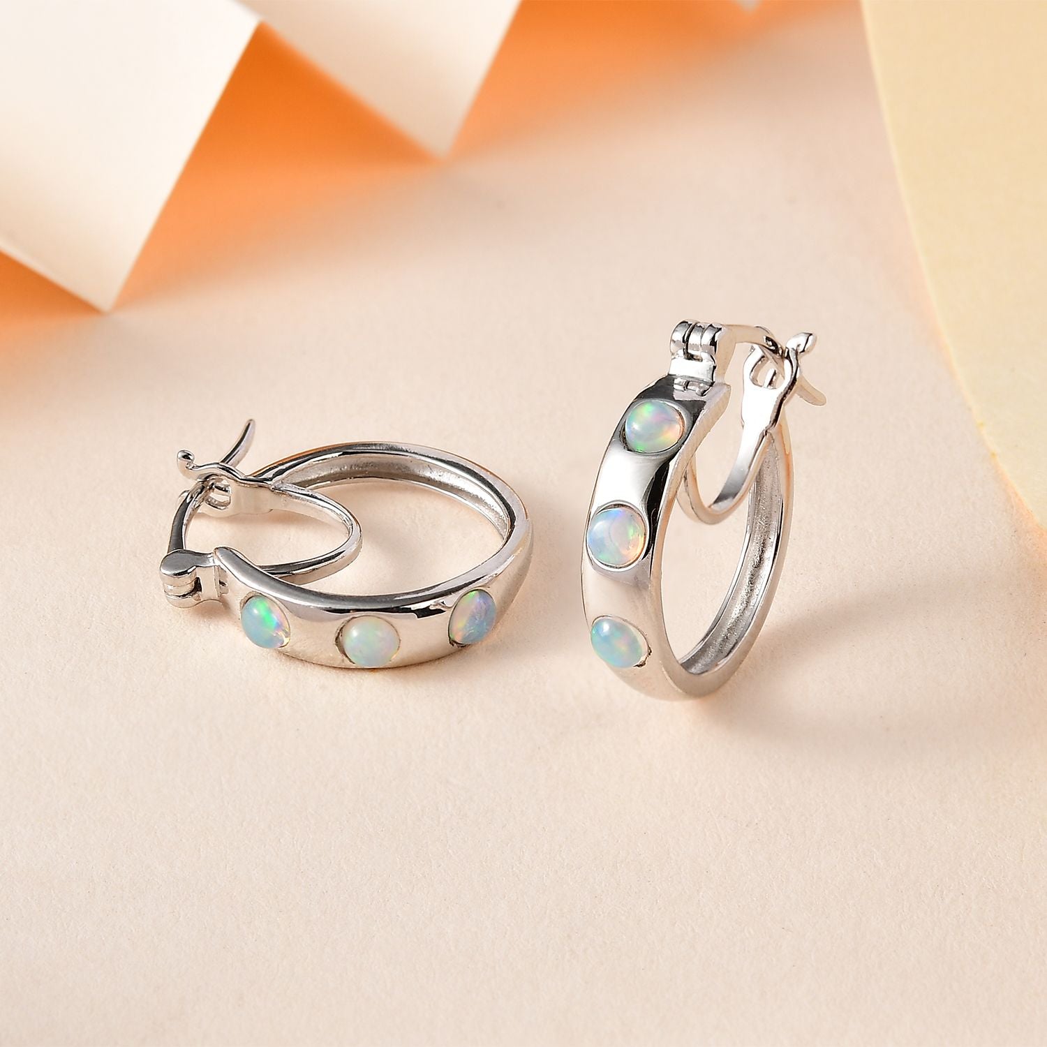 Natürlicher, äthiopischer Welo Opal Ohrringe 925 Silber rhodiniert ca. 0,53 ct.
