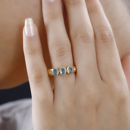 TUCSON FIND - Natürlicher AA Aqua Kyanit, Weißer Zirkon Ring 925 Silber Gelbgold Vermeil (Größe 17.00) ca. 1.44 ct