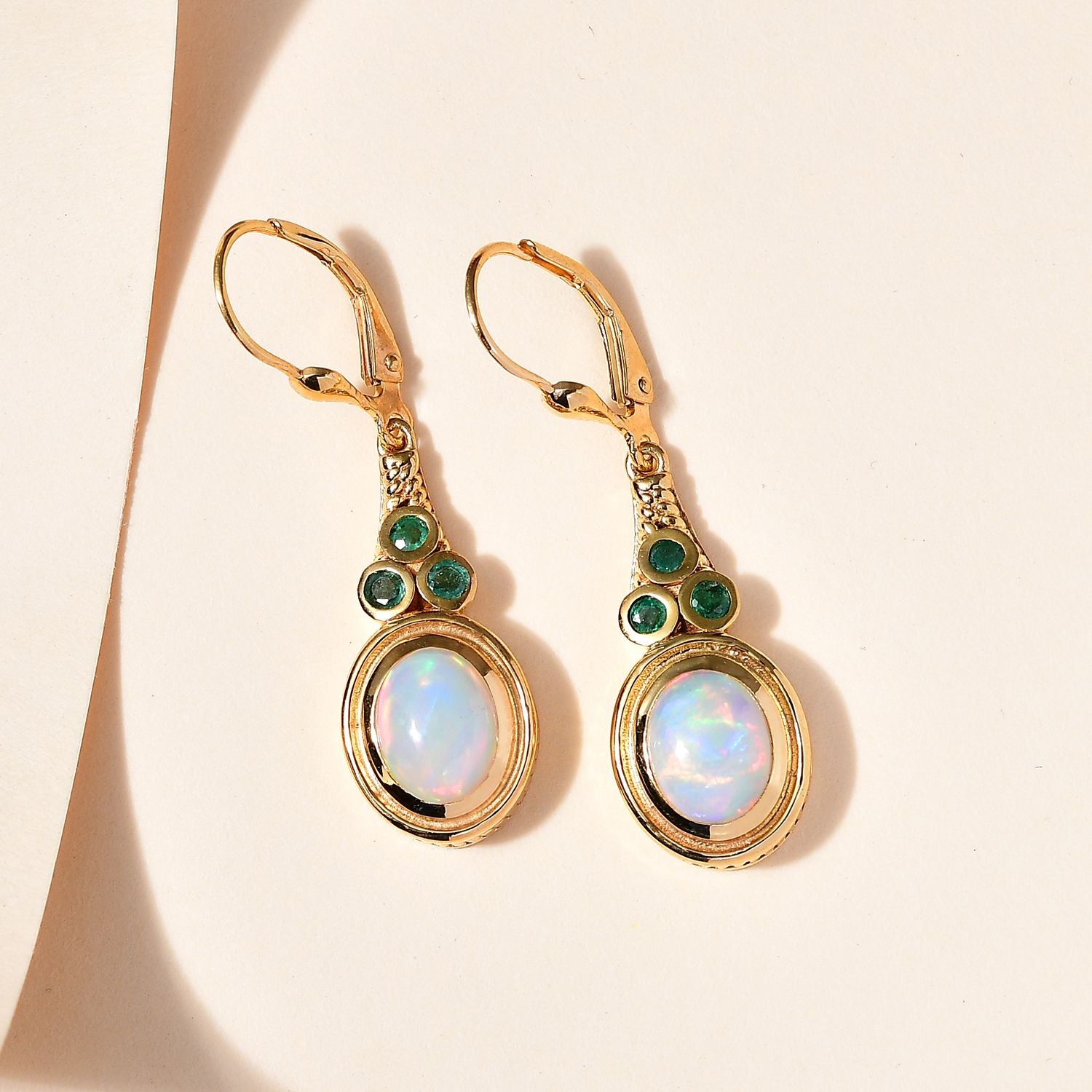 AA Natürlicher, äthiopischer Welo Opal, Premium-Smaragd Ohrringe 925 Silber Gelbgold Vermeil ca. 2.58 ct