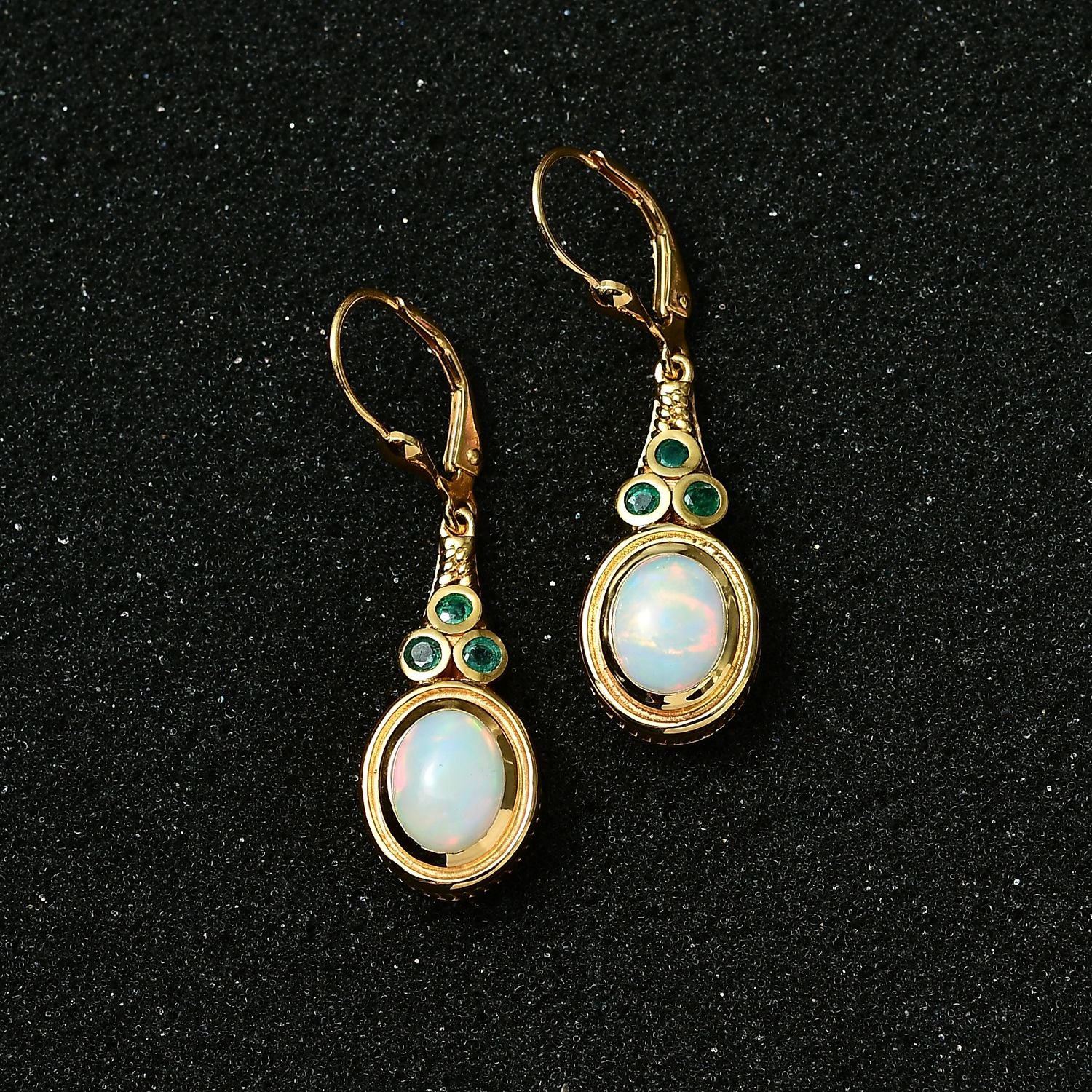 AA Natürlicher, äthiopischer Welo Opal, Premium-Smaragd Ohrringe 925 Silber Gelbgold Vermeil ca. 2.58 ct