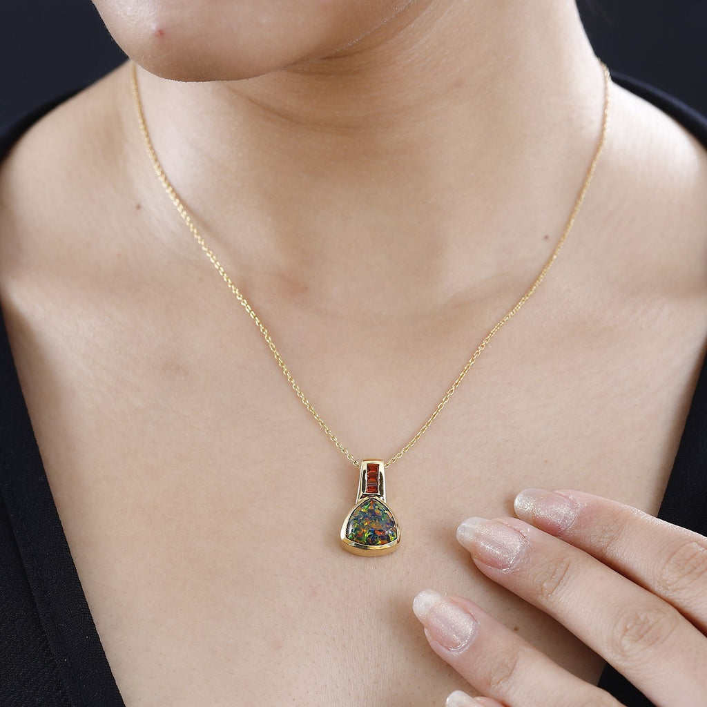 Labor erstellt schwarzen Opal, Roter Granat Anhänger 925 Silber 750 Gelbgold Vermeil ca. 2,03 ct.