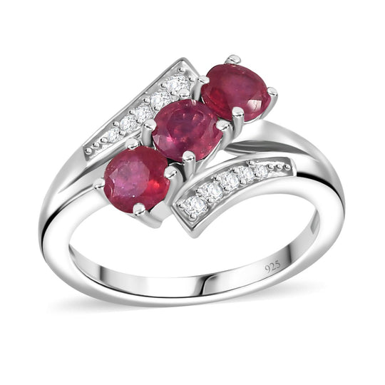 Afrikanischer Rubin (Fissure gefüllt), Weißer Zirkon Ring 925 Silber rhodiniert (Größe 20.00) ca. 1,91 ct